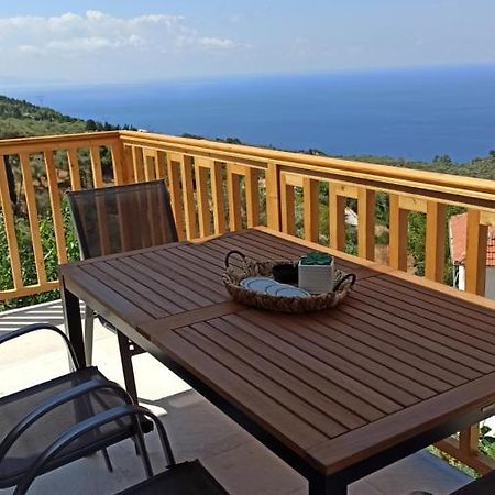 Sun Meets Sea Apartment Athánion Екстериор снимка