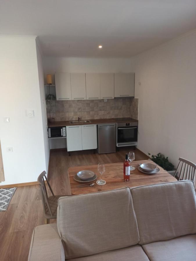 Sun Meets Sea Apartment Athánion Екстериор снимка