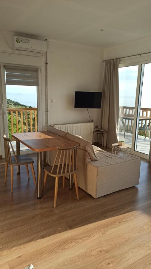 Sun Meets Sea Apartment Athánion Екстериор снимка