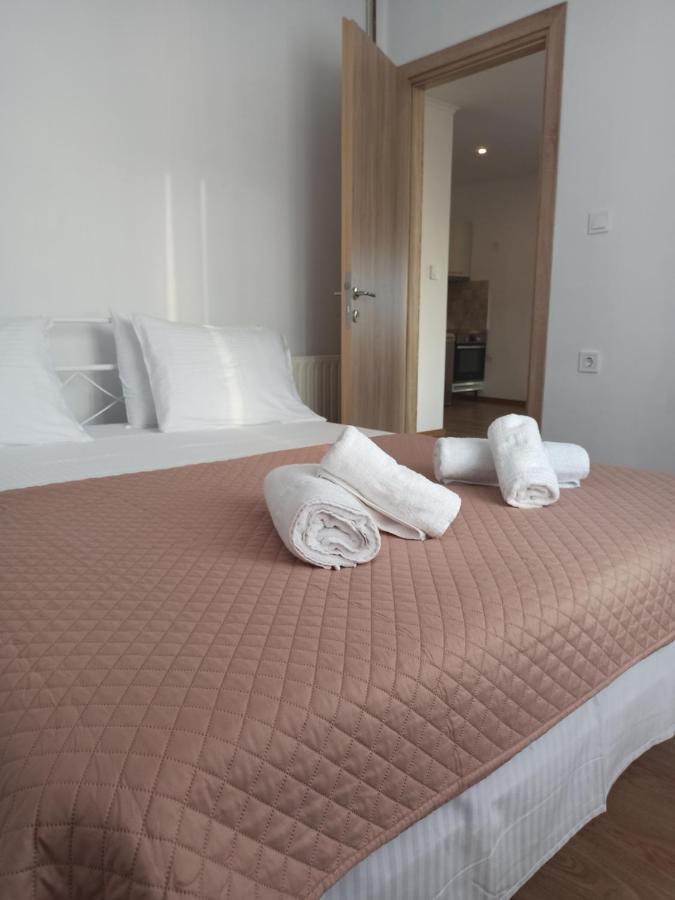 Sun Meets Sea Apartment Athánion Екстериор снимка