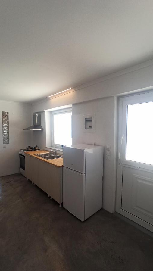 Sun Meets Sea Apartment Athánion Екстериор снимка